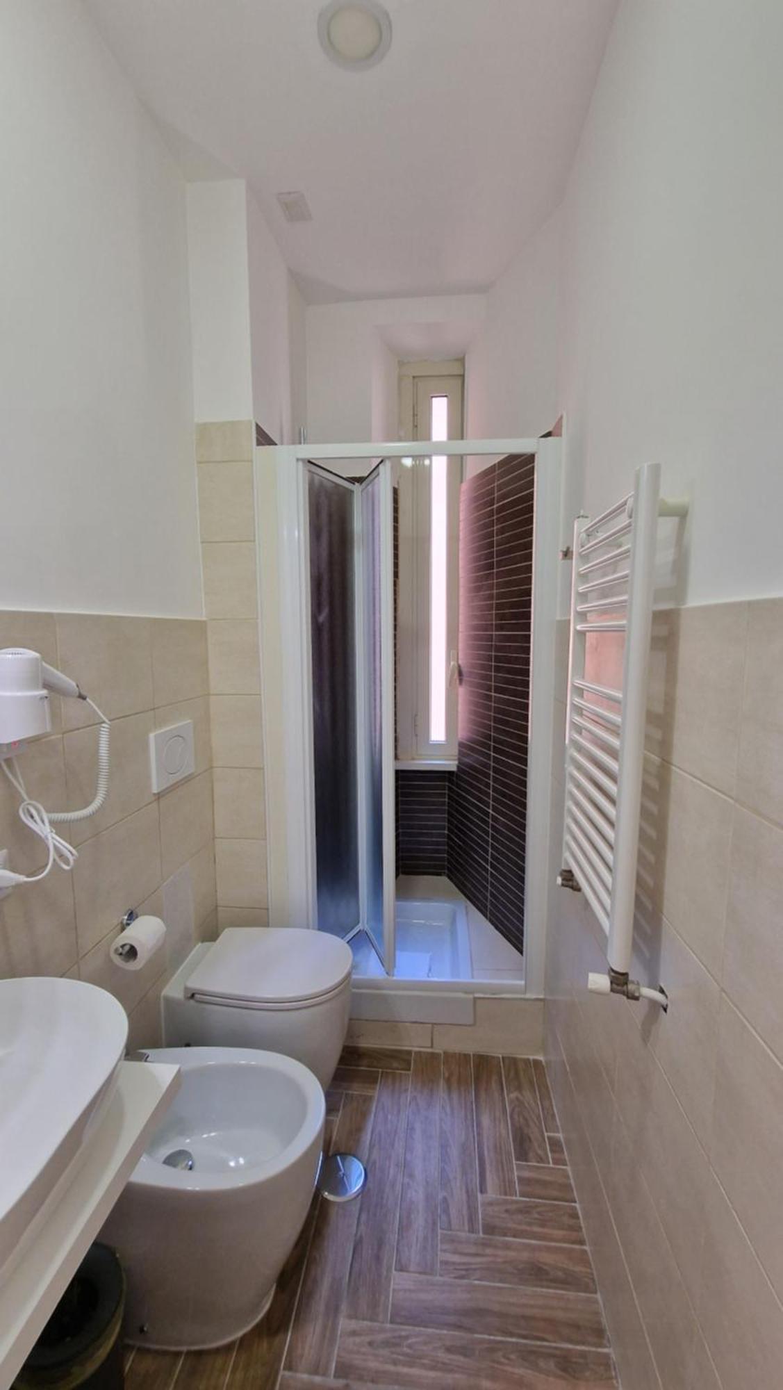 Susy'S Guest House - Room Spagna โรม ภายนอก รูปภาพ