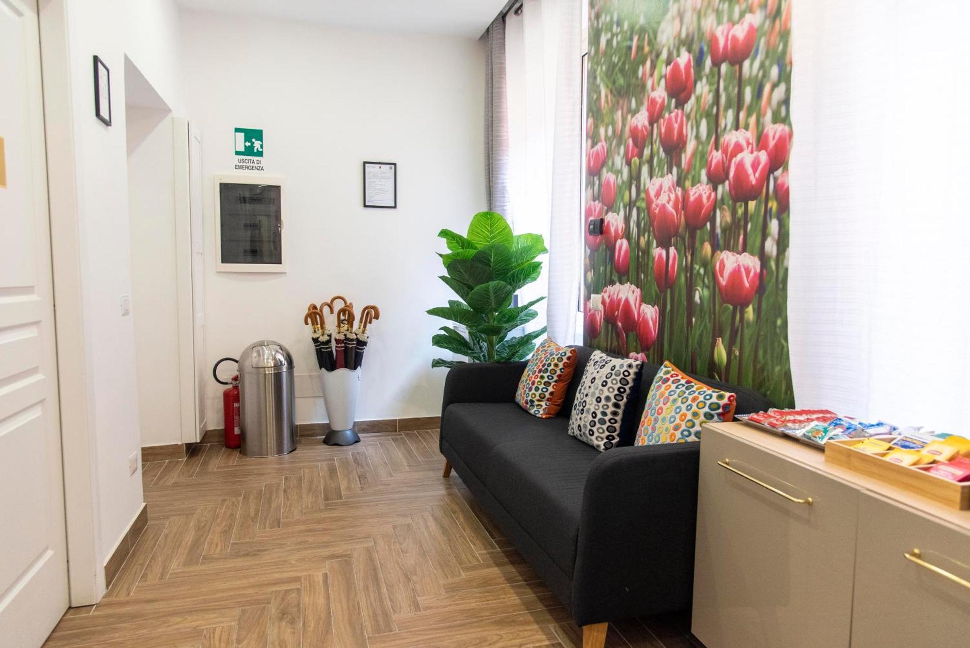 Susy'S Guest House - Room Spagna โรม ภายนอก รูปภาพ